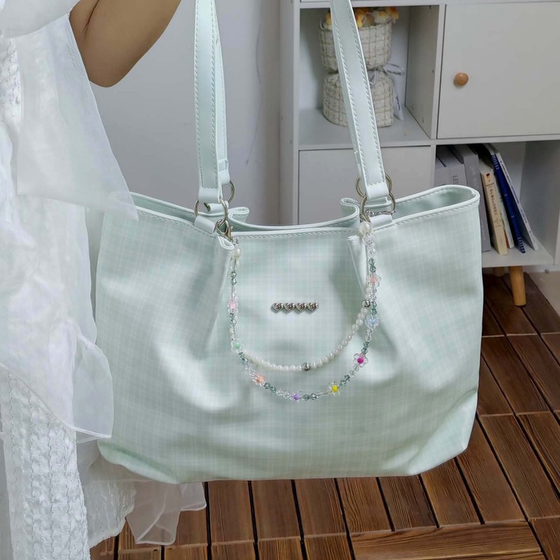 Commuting Tote Bag Fashionable and Versatile Large Capacity Student Class Shoulder Bag Summer New Green Plaid Tote Bag