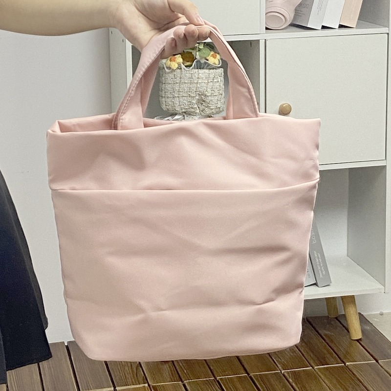 This year's popular trendy brand versatile casual portable shoulder bag 2024 new cigarette ash seaweed basket large capacity bag