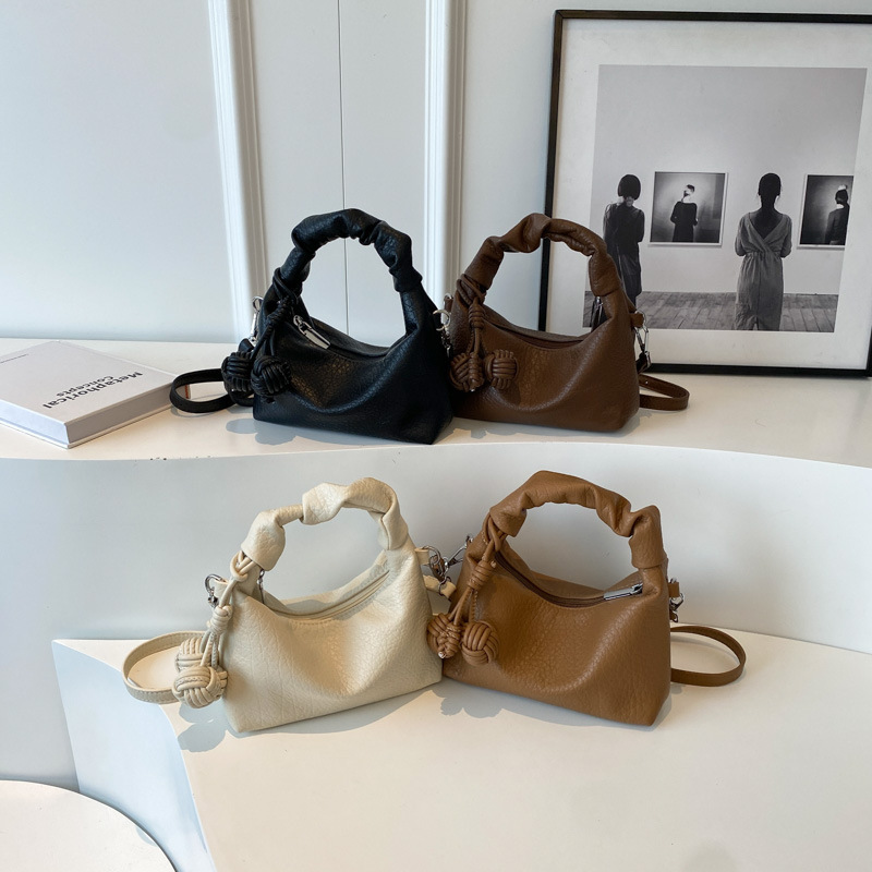 Cross-border foreign-style handbags for women 2024 new European and American retro fashionable one-shoulder crossbody bag textured small bag