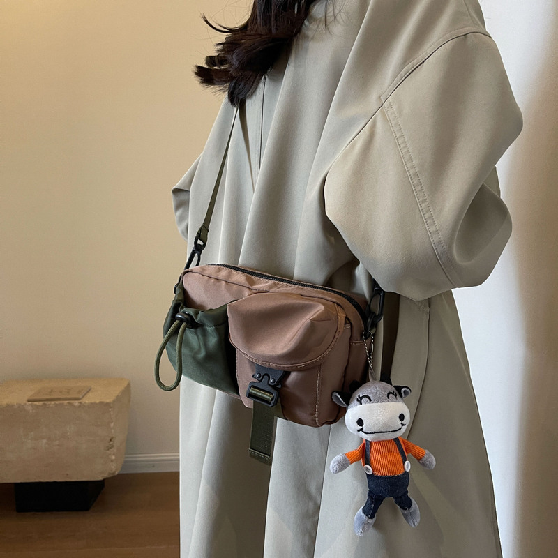 Casual bags for women 2024 new spring and summer fashion multi-pocket bags shoulder bags popular crossbody small square bags this year