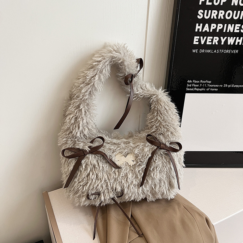 Soy Milk Roll Messenger Bag Women's Autumn and Winter New Bag Cute Plush Bag Handmade Woven Shoulder Bag