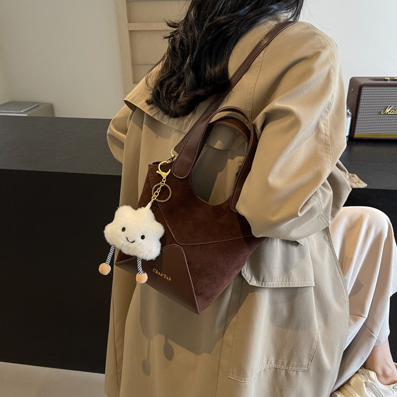 Foreign trade autumn and winter frosted bucket bag 2024 new fashion simple design shoulder bag high-end versatile crossbody bag