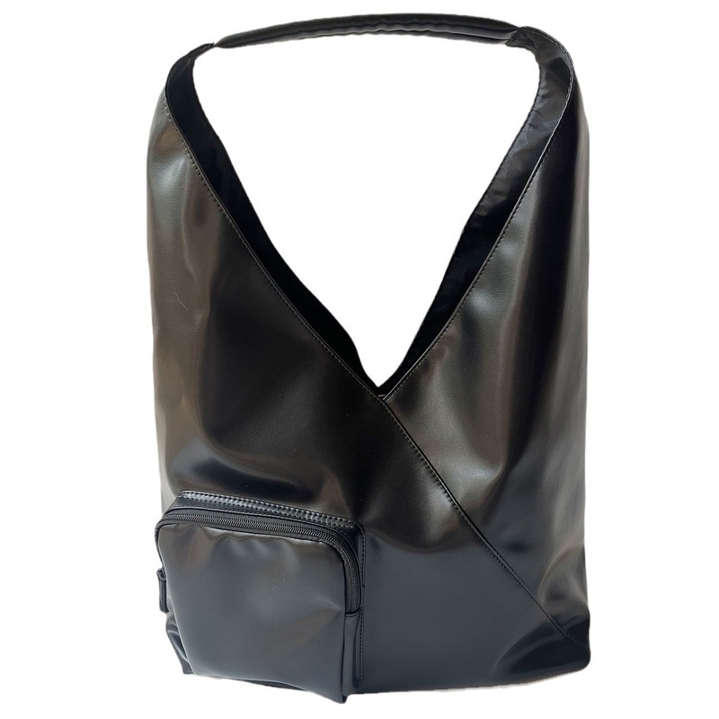 Muji Japanese-style high quality PU soft leather black shoulder bag handbag triangle bag armpit bag tote bag that is not easy to get wet