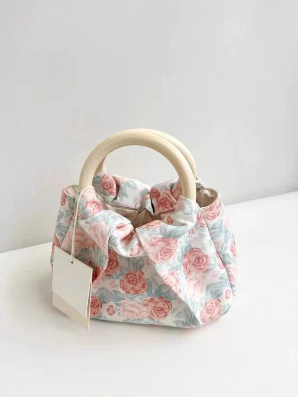 Wrinkled sweet handbag bag lady Hanfu hand 2024 female literary bag new floral ins