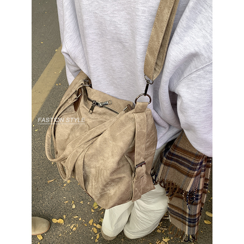 Casual Large Capacity Bag Women's Autumn and Winter 2024 New Retro Tote Bag Versatile Crossbody Travel Bag