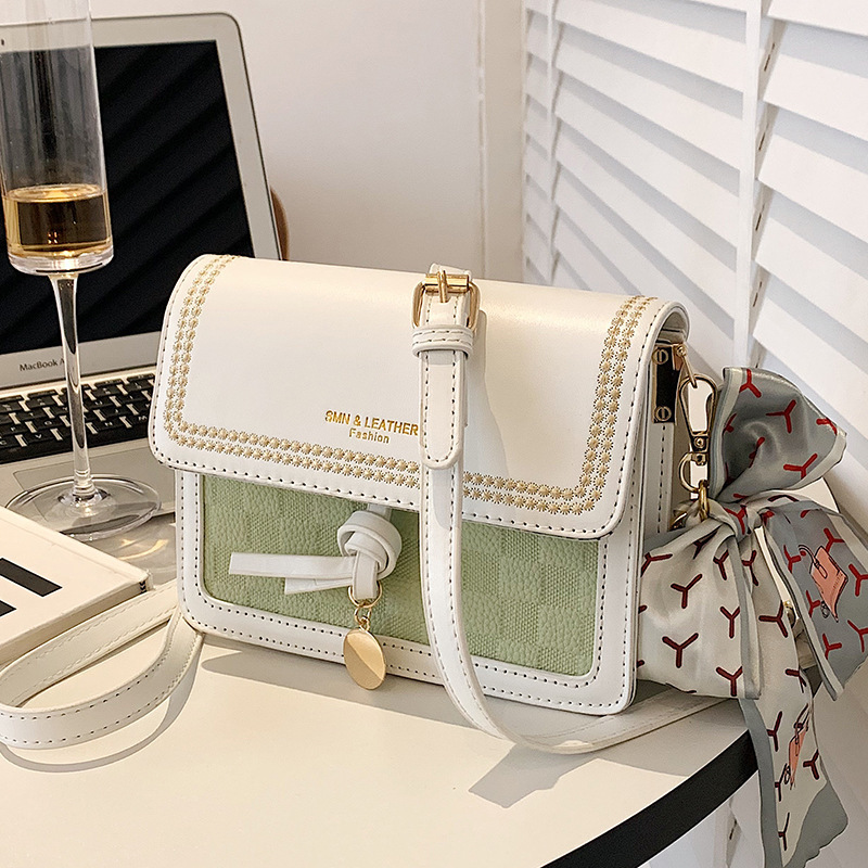 This year's popular small bags for women are new in summer, versatile single shoulder crossbody bags, high-end popular niche small square bags