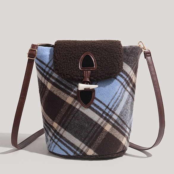 CHARHP&KEJNT authentic 2024 plaid splicing lamb bag messenger bag woolen bucket casual and simple
