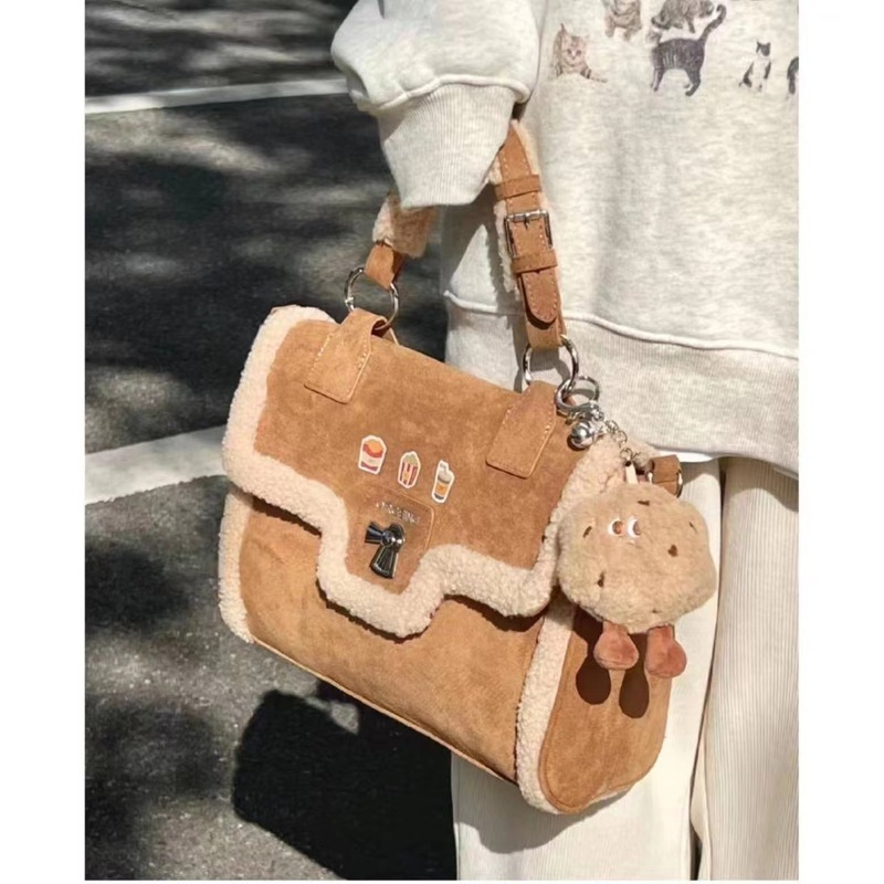 New original winter limited edition high-end medieval lamb large-capacity handbag file bag that can be worn diagonally