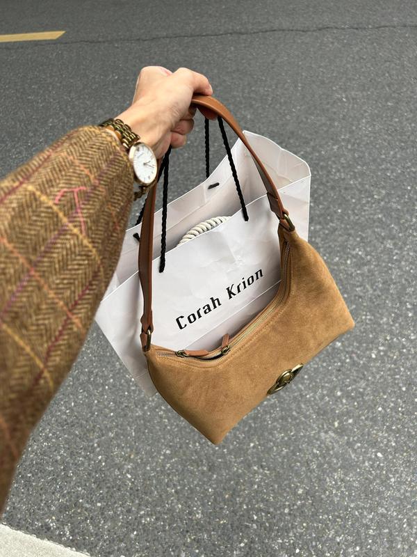 Hand fashion commuting autumn and winter retro bag single shoulder new bag versatile sense armpit bag advanced 2024 niche portable