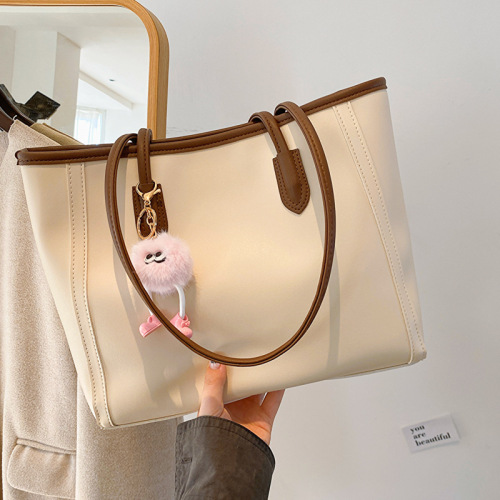 Atmospheric commuter texture handbag autumn and winter new versatile Korean style single shoulder armpit bag temperament tote bag