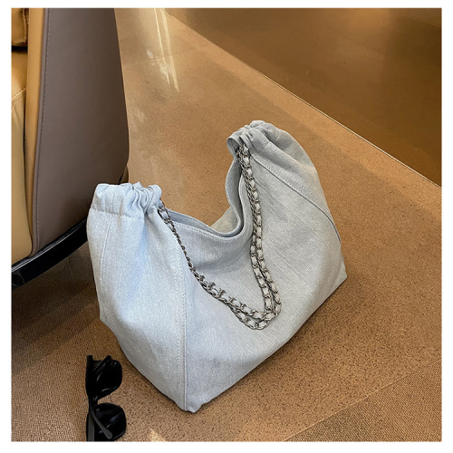 Cross-border fashion denim large-capacity bag for women 2024 new versatile casual tote bag student class shoulder bag