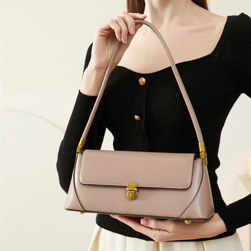 Niche baguette bag for women  new style genuine leather internet celebrity armpit bag  summer French shoulder bag for women