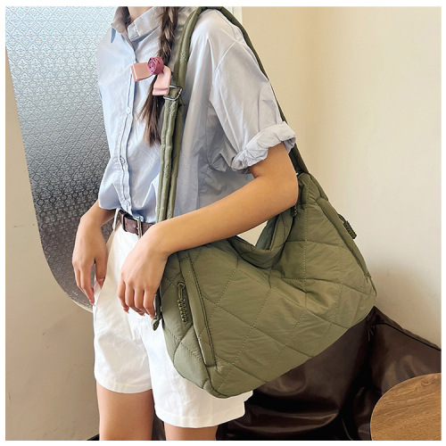 Autumn and winter new cotton clothing bag women's niche rhombus versatile single shoulder crossbody bag large capacity student class handbag