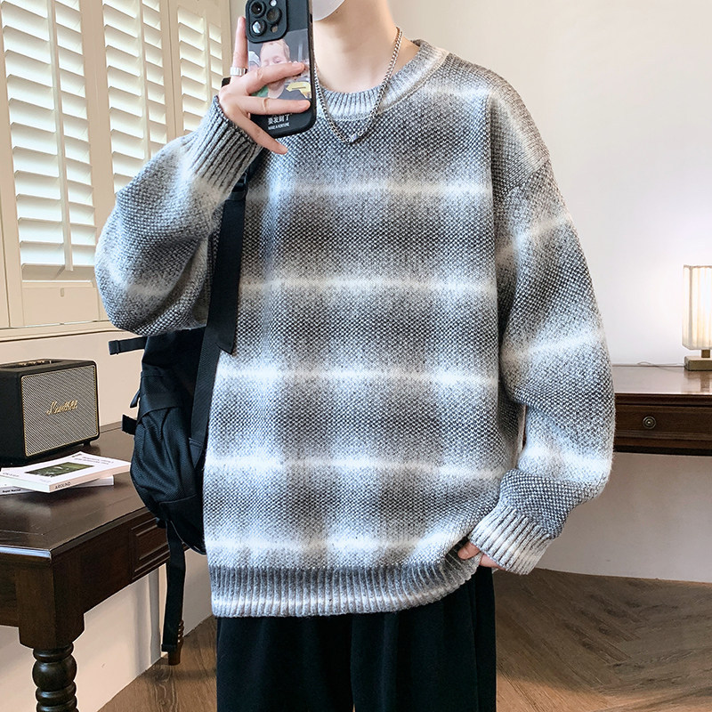 Gradient color striped crew neck sweater men's autumn and winter loose lazy style sweater jacket