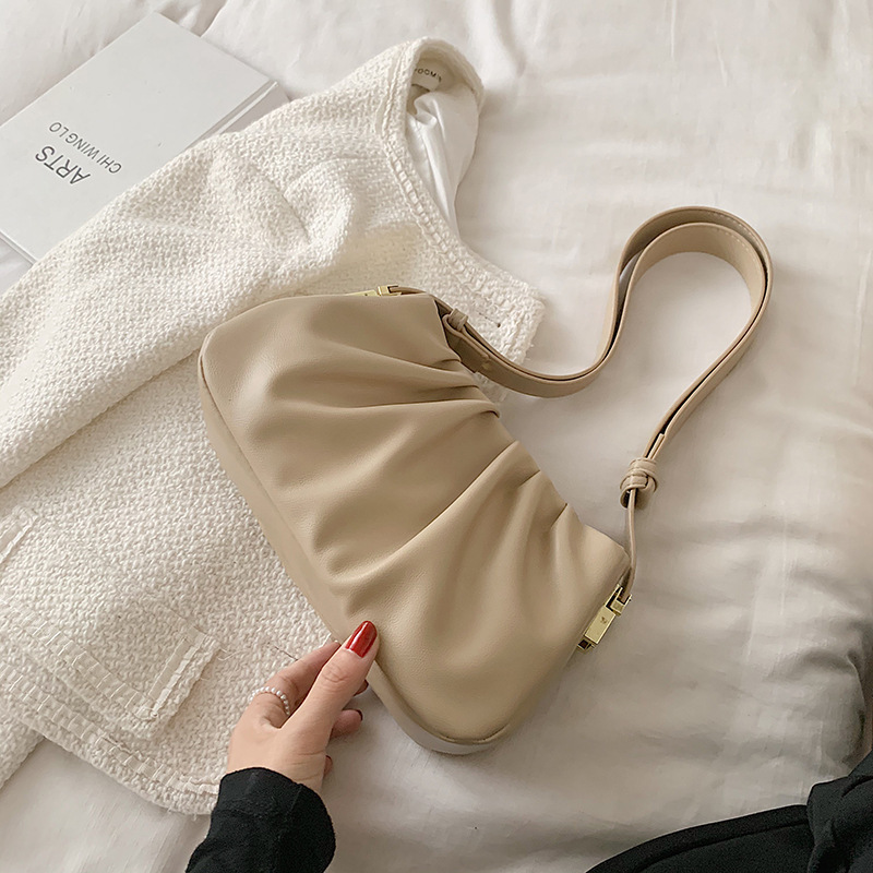 Pleated Cloud Bag Women's 2023 New Trendy Fashion Korean Underarm Bag Niche Textured Shoulder Crossbody Bag
