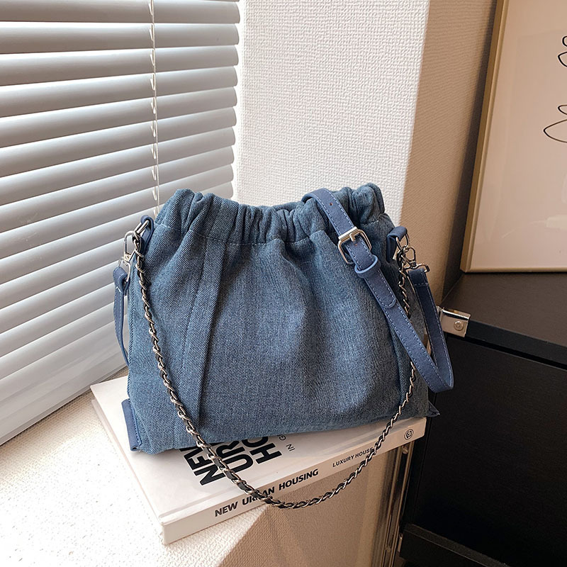Korean style fashionable commuter crossbody large-capacity bag for women new denim tote bag high-end shoulder bag