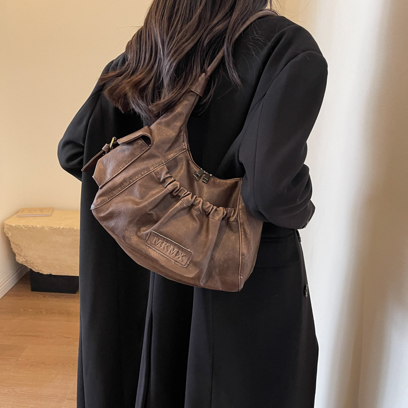 Baroness style fashionable bag for women new retro large-capacity armpit bag shoulder handbag commuter bag