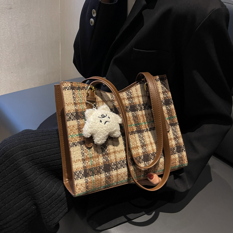 Cross-border tote bag women's autumn and winter new canvas plaid pu stitching shoulder bag European and American retro trend crossbody bag