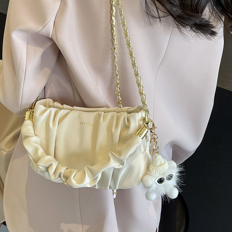 This year's popular pleated underarm small bag for women 2024 new style foreign style versatile crossbody bag Korean version sweet commuter bag