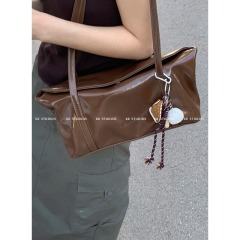 Cross-border retro high-end armpit bag women's bag 2024 new simple commuter bag large capacity shoulder bag