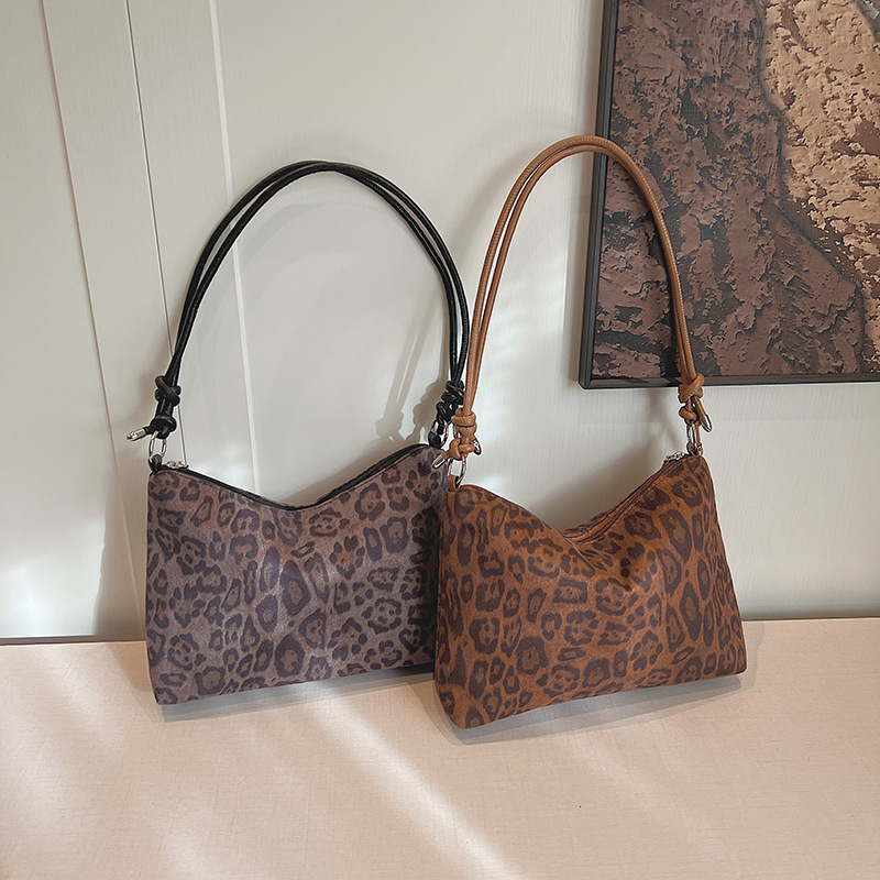 Popular Bucket Large Capacity Bag Women's 2024 New Internet Celebrity Retro Leopard Print Shoulder Underarm Bag Tote Crossbody Bag