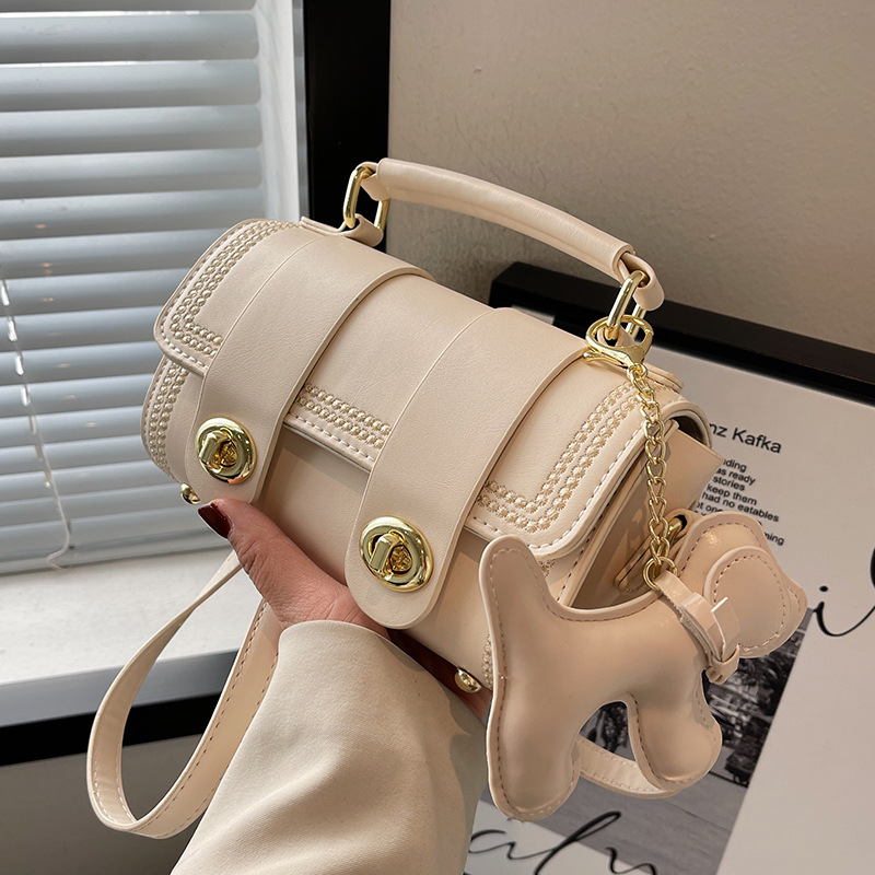 High-end western style small bag for women winter new style versatile crossbody bag popular fashion single shoulder small square bag