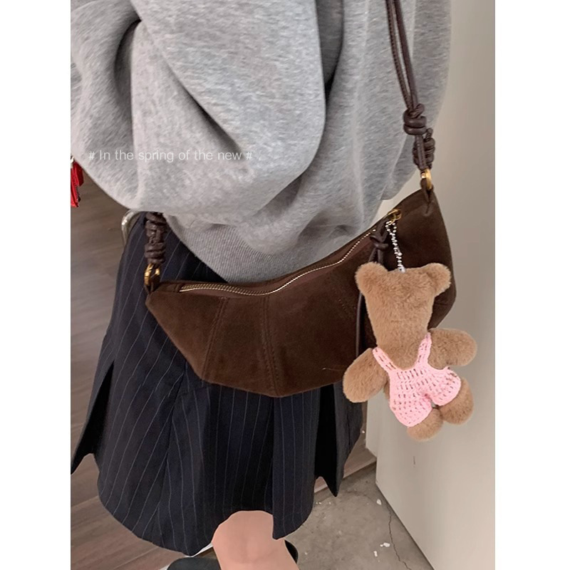Cross-border niche fashion texture women's small shoulder bag 2024 new simple dumpling bag fashion single shoulder crossbody bag