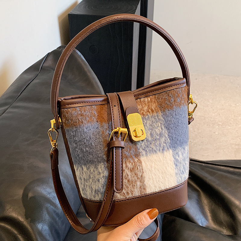 Bags for Women New Autumn and Winter Bucket Bags Niche Design Shoulder Crossbody Bags Women’s Fashion Hot Top Handbags