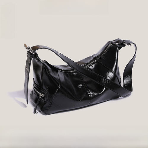 New retro waxed leather crossbody bag, crescent bag, large capacity, versatile shoulder bag, wide shoulder strap, textured women's bag wholesale