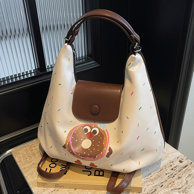 Cute girl large capacity tote bag 2024 new fashion versatile shoulder bag niche design high-end women's bag
