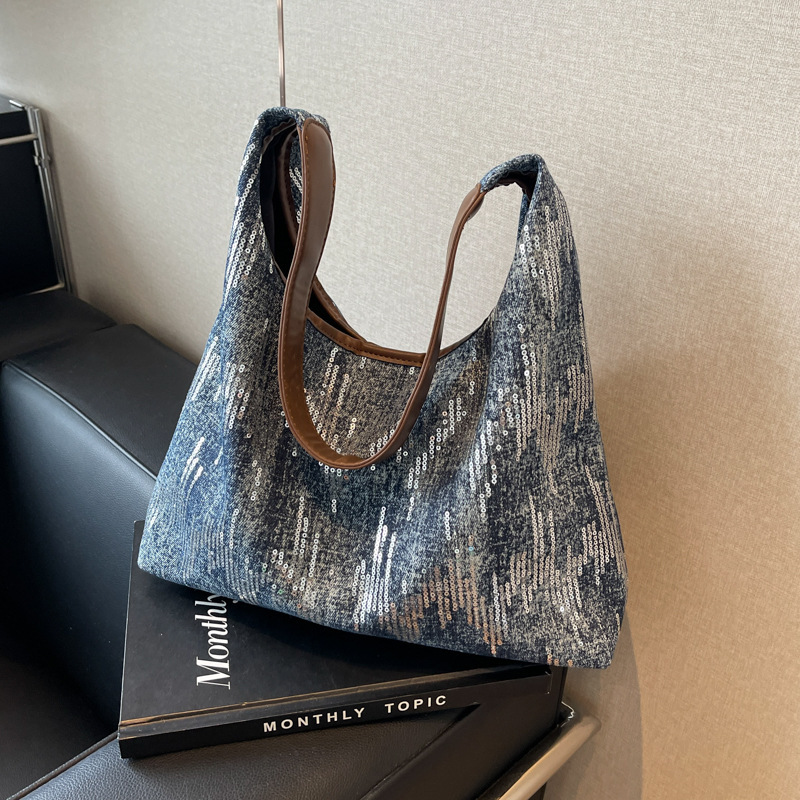 Large-capacity bag for women 2024 trendy new fashion sequined denim shoulder bag for work and commuting portable bucket bag