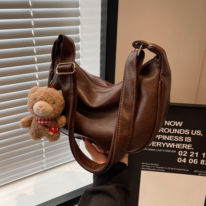 Fashionable casual small bag for women autumn and winter new style simple foreign style dumpling bag retro versatile commuter crossbody bag