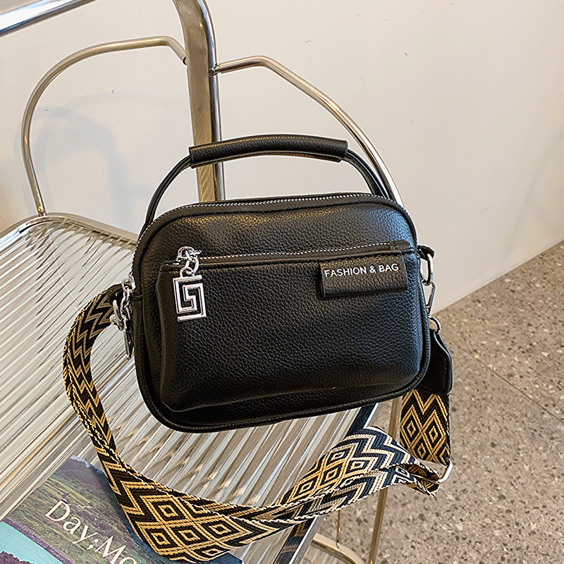 Summer Fashion Niche Handbags Women's New Trendy Broadband Crossbody Bag Western Style Single Shoulder Small Square Bag