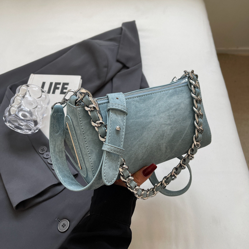 Chain armpit triangular small bag women's bag 2024 new trendy fashion shoulder bag niche design single shoulder crossbody bag