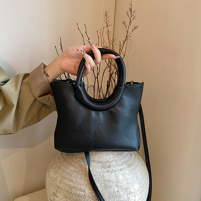 Niche design high-end retro ring handbag women's Korean style temperament versatile fashion soft side shoulder crossbody bag