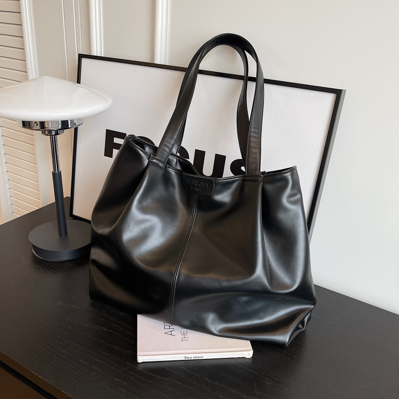 Bags for women summer niche design tote bags for women this year popular student large capacity portable shoulder bag