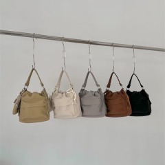 2024 Korean style handbags, simple girls&rsquo; versatile cloth bags, fashionable shoulder bags, women&rsquo;s fashionable daily matching pockets