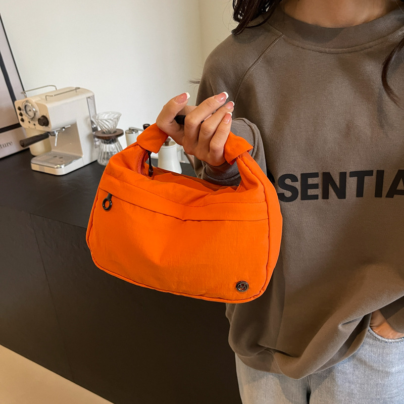 Autumn new trendy multi-functional casual versatile waterproof portable fashionable one-shoulder crossbody bag for work and commuting women's bag