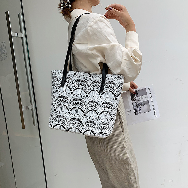 Bags for women 2024 Korean version large bags for girls girl lace shoulder bag fashion shopping student bag tote bag