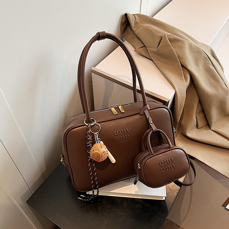 2024 New Portable Bowling Bag Women's Autumn and Winter Mori Cute Trendy Tote Bag Large Capacity Bag Shoulder Bag Crossbody Bag