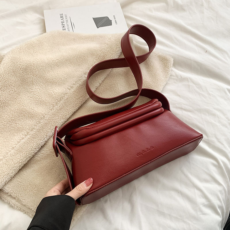 Simple and fashionable women's clutch bag, new retro armpit baguette bag, shoulder crossbody bag for women