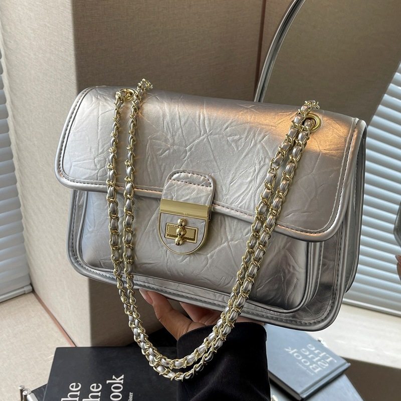 Commuting niche chain small square bag women's bag 2024 summer new fashion single shoulder crossbody bag high-end hobo bag