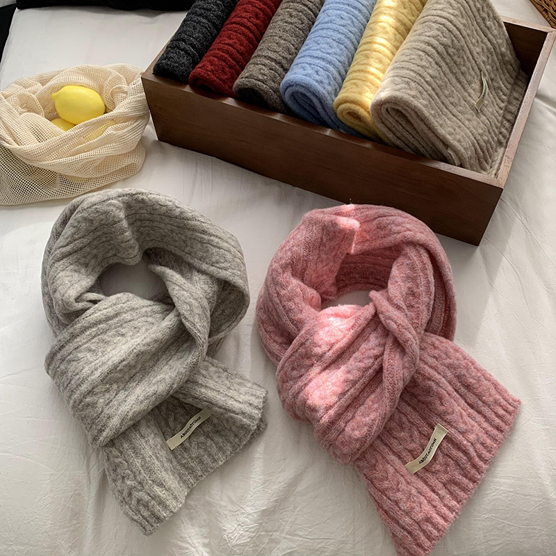 Scarf women's winter high-end versatile warm thickened student couple neck scarf knitted twist wool scarf wholesale