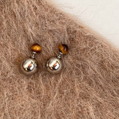 Autumn and winter Maillard tiger eye stone S925 silver needle double ball texture metal ball tiger eye stone earrings commuting all-match earrings