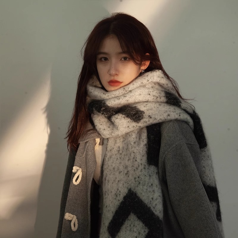 Mohair braided scarf for women Korean new winter shawl thickened high-end warm plush scarf trendy