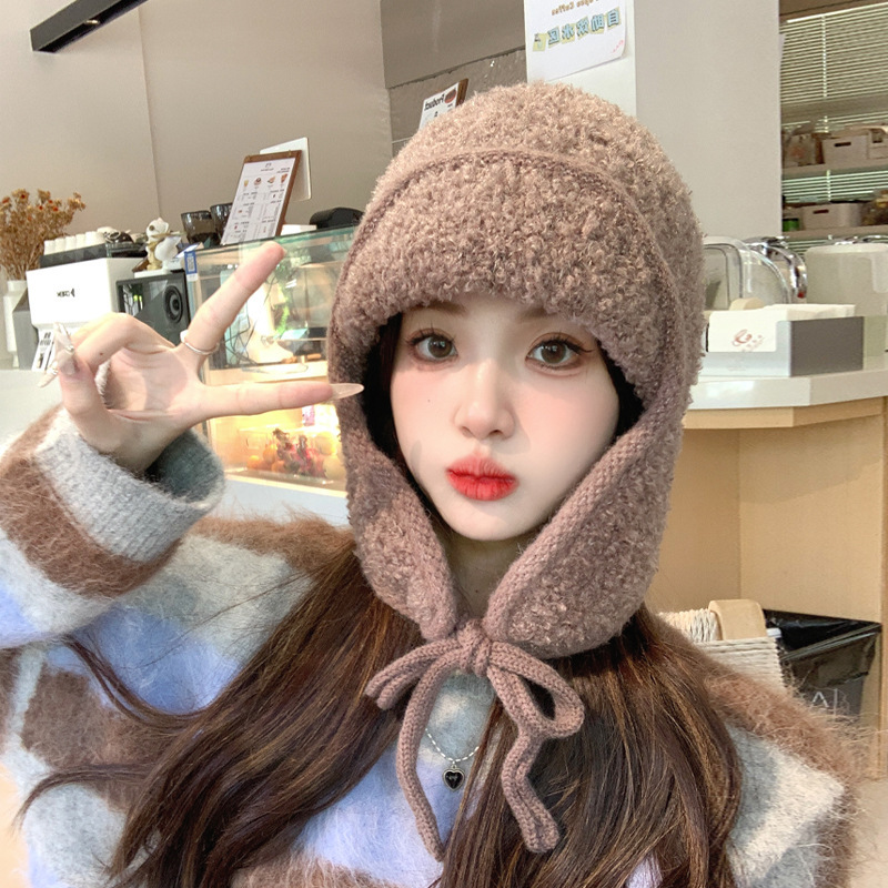 New autumn and winter knitted hat outdoor cold-proof and warm Lei Feng hat Korean style fashionable and versatile small pullover hat for women