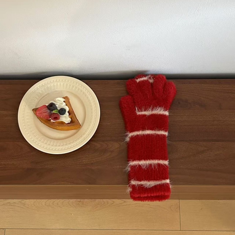 Furry striped knitted gloves for women in autumn and winter, cold protection, touch screen cycling, imitation mink velvet soft long gloves