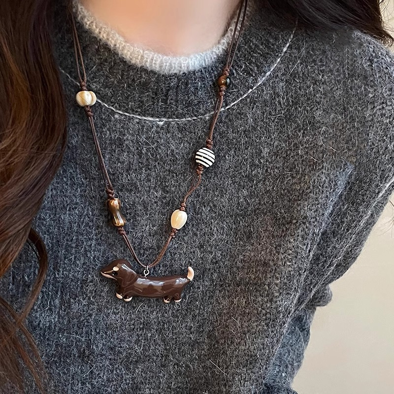 Cute Cartoon Ceramic Stone Plastic Dachshund Necklace for Women Autumn and Winter Cute Retro Sweater Chain Long Sweater Chain Accessories