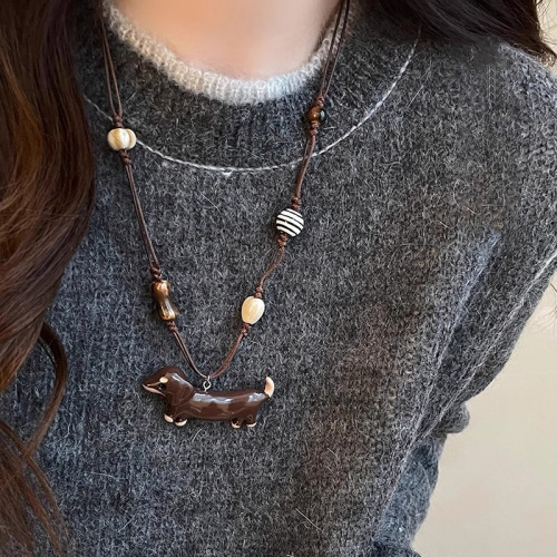 Cute Cartoon Ceramic Stone Plastic Dachshund Necklace for Women Autumn and Winter Cute Retro Sweater Chain Long Sweater Chain Accessories