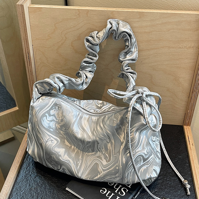 Korean style fashion pleated armpit bag women's bag 2024 spring new pillow bag simple and versatile shoulder crossbody bag